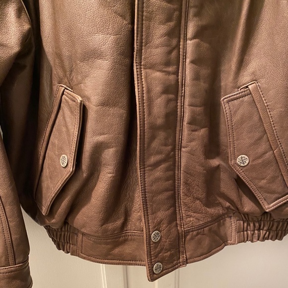 *SOLD* Synergy Studio Men’s Leather Bomber Jacket - Picture 5 of 11
